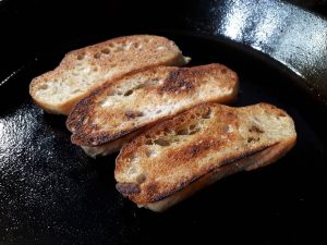 Brot-grillen Brot-grillen