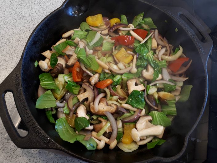 Gemuese-in-Pfanne