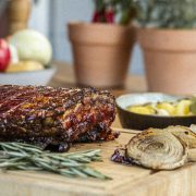 Glasierte Schweinebauch vom Duroc Schwein