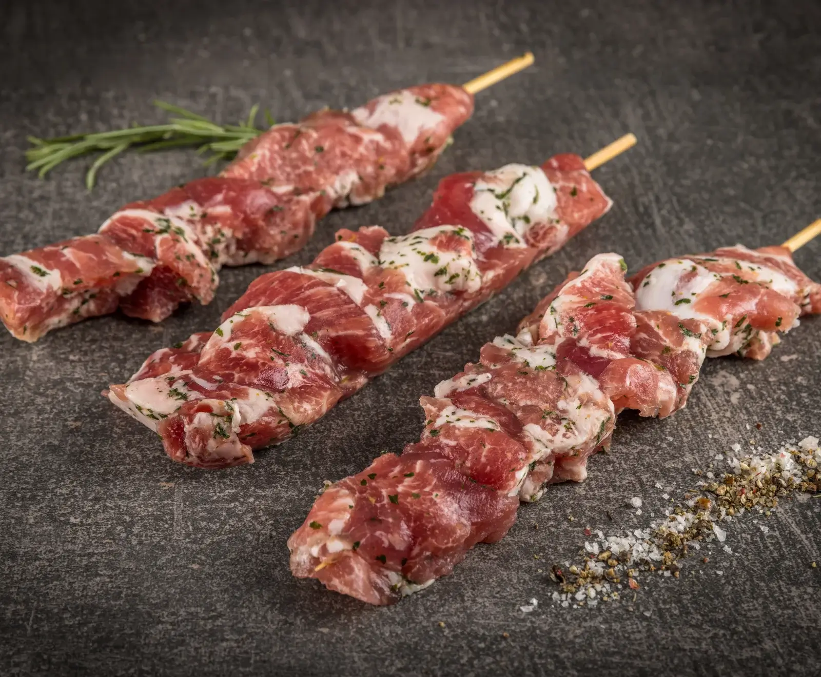 Spanische Iberico Spieße Knoblauch mariniert