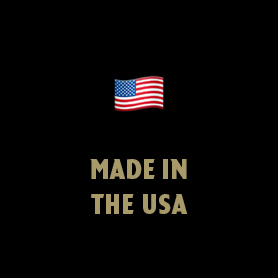 Amerikanische Flagge über dem Text "MADE IN THE USA" in goldener Schrift auf schwarzem Hintergrund.