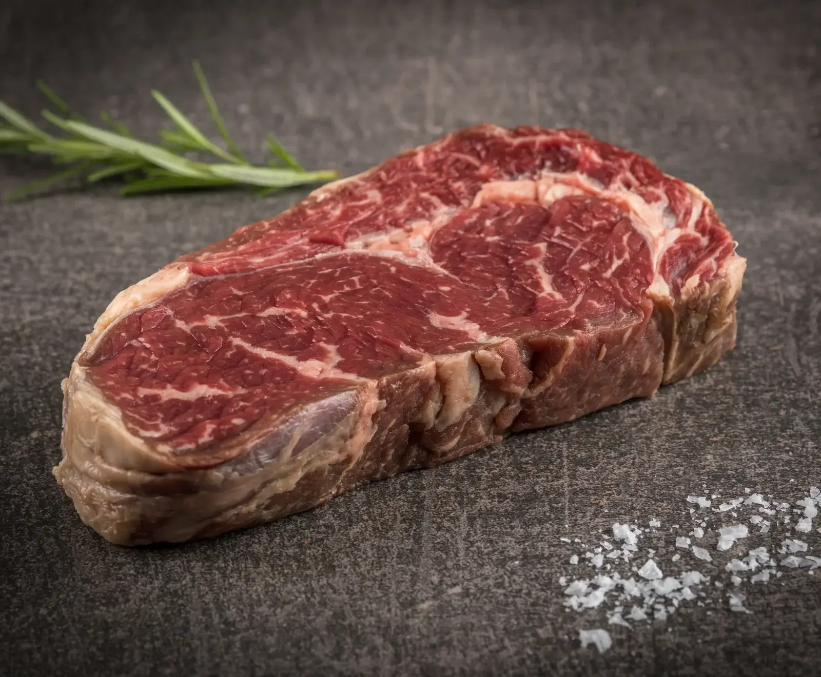 Deutsche Färse Dry Aged Rib Eye Steak