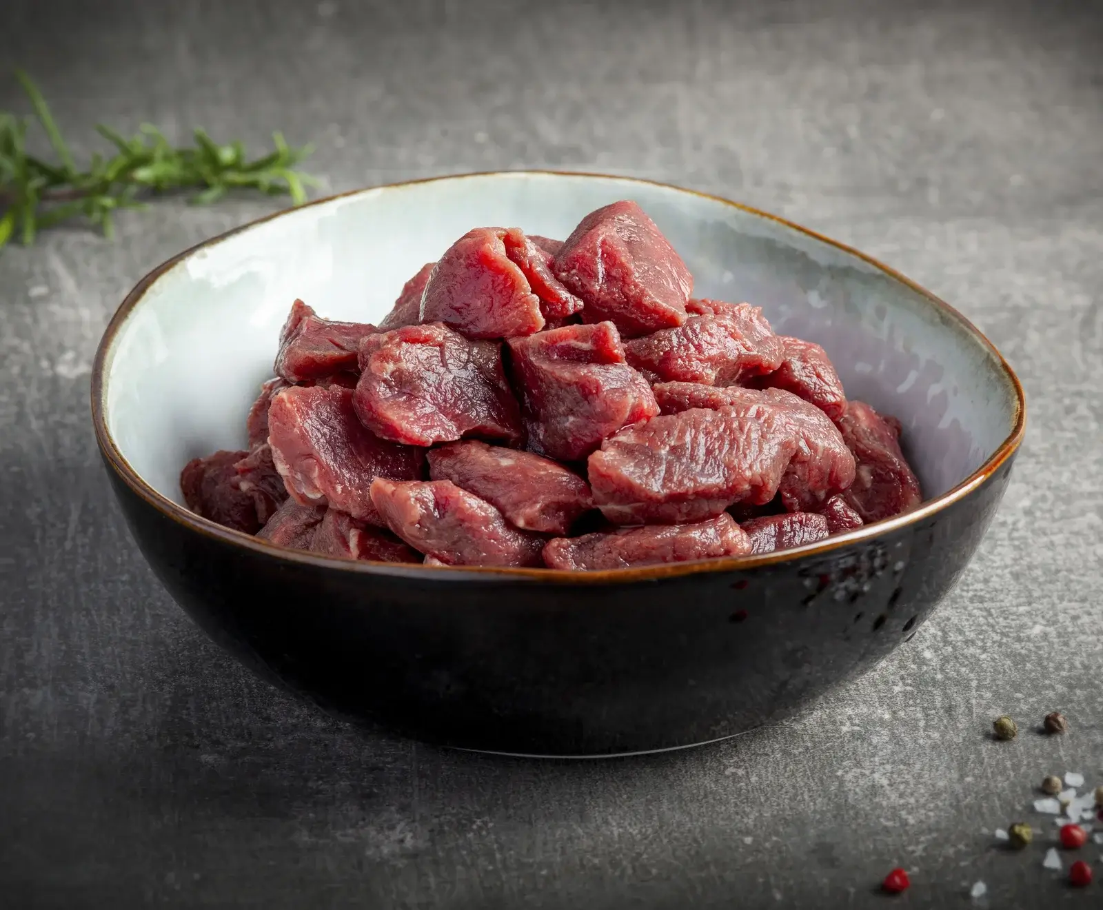Deutsche Färse Gulasch 800 g schockgefrostet